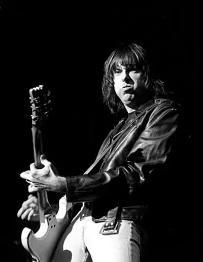 1948 johnny ramone american guitarist and songwriter died 2004 10 08