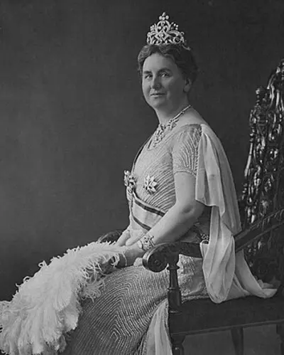 1948 queen wilhelmina of the netherlands abdicates for health rea 09 04