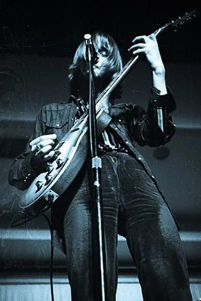 1950 danny kirwan english singer songwriter and guitarist died 05 13