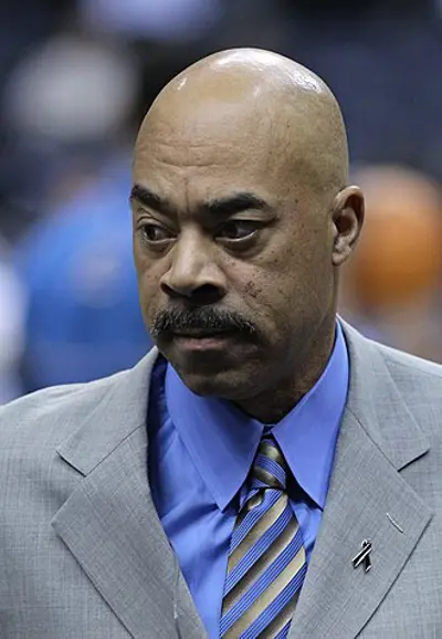 1950 phil chenier american basketball player and broadcaster 10 30