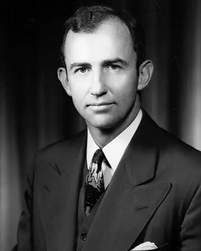 1950 to avert a threatened strike during the korean war presiden 08 25