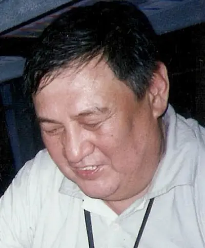 1951 bakhytzhan kanapyanov kazakh poet and author 10 04