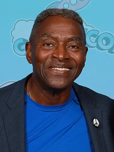 1951 carl lumbly american actor 08 14