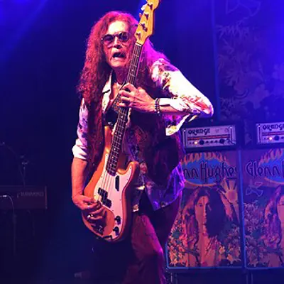 1951 glenn hughes english musician 08 21
