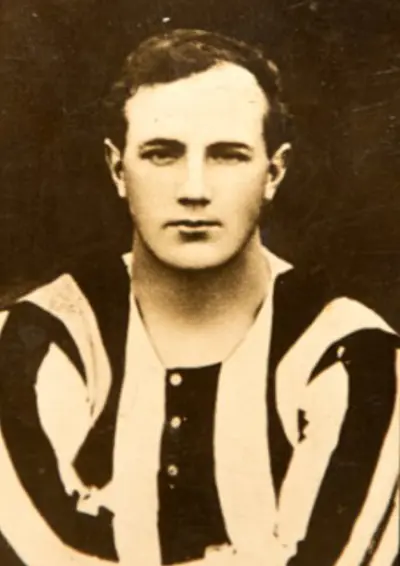 1951 peter mcwilliam scottish english footballer and manager bo 10 01