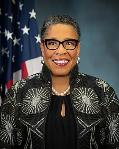 1952 marcia fudge american lawyer and politician 10 29