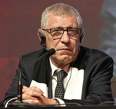 1954 fernando santos portuguese footballer and manager 10 10