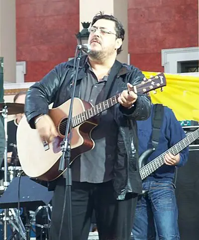 1956 lavrentis machairitsas greek singer songwriter and guitaris 11 05