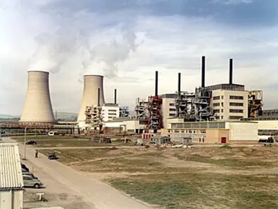 1956 the nuclear power station at calder hall in the united kingd 08 27