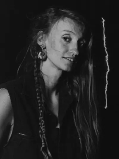 1958 barbara kooyman american singer songwriter and guitarist 10 04