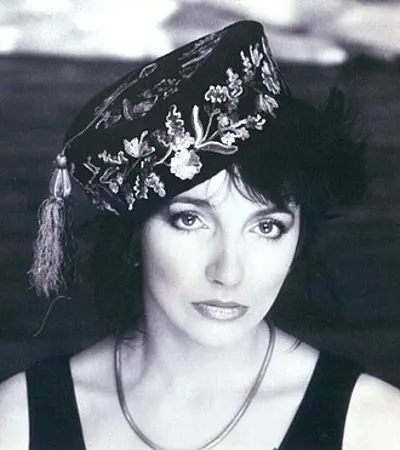 1958 kate bush english singer songwriter and producer 07 30