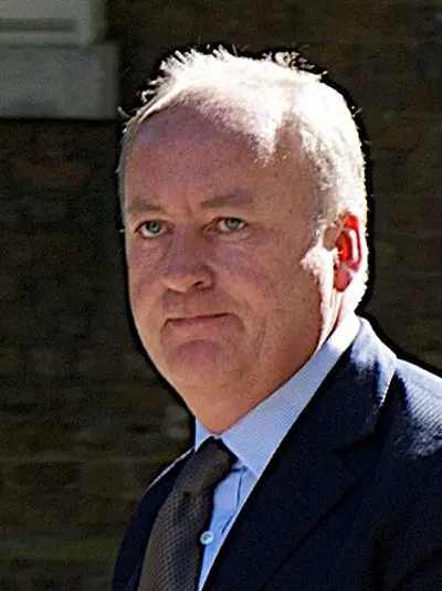 1958 shaun woodward english journalist and politician secretary 10 26
