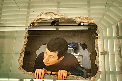 1960 maurizio cattelan italian sculptor 09 21