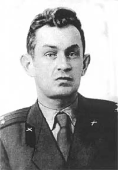 1960 yevgeny ostashev the test pilot of rocket participant in t 10 24