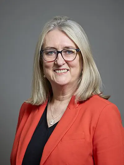 1962 jacqui smith english lawyer and politician 11 03
