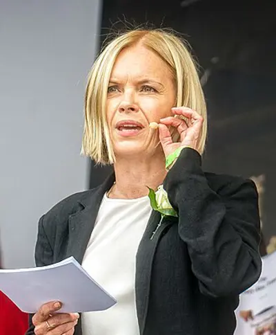 1962 mariella frostrup british journalist and actress 11 12