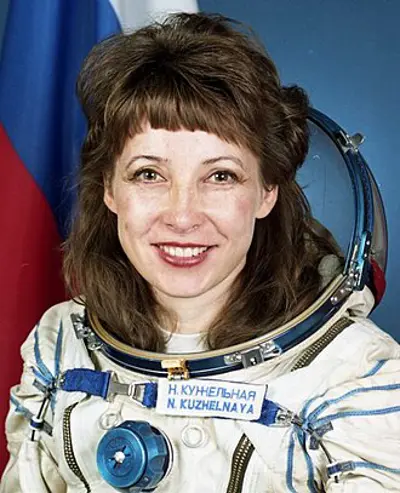 1962 nadezhda kuzhelnaya russian pilot and former cosmonaut 11 06