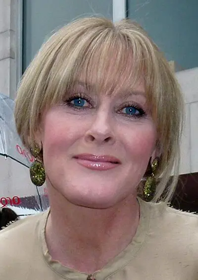 1964 sarah lancashire english actress and director 10 10
