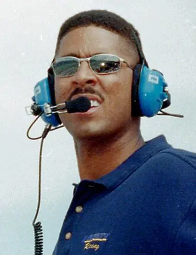 1965 brad daugherty american basketball player and sportscaster 10 19