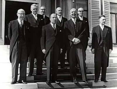 1966 the dutch cals cabinet fell after norbert schmelzer the lea 10 14