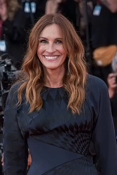 1967 julia roberts american actress and producer 10 28