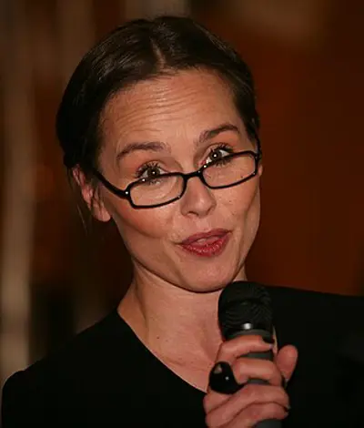 1967 tara fitzgerald english actress 09 18
