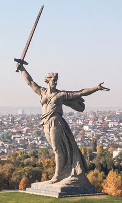 1967 the motherland calls depicted in coat of arms a colossal 10 15
