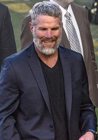 1969 brett favre american football player 10 10