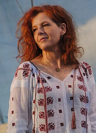 1970 neko case american singer songwriter and guitarist 09 08
