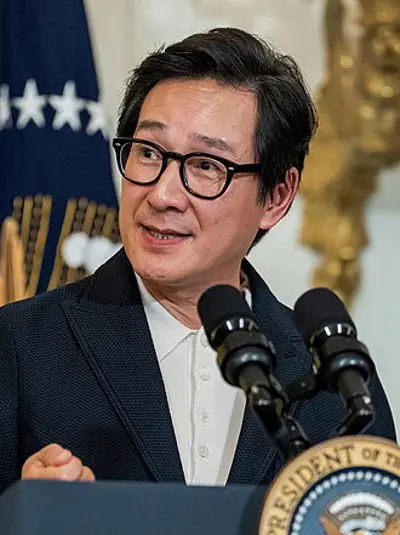 1971 ke huy quan vietnamese american actor 08 20