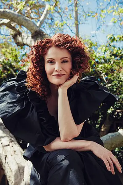 1971 rebecca wisocky american actress 11 12