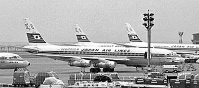 1972 japan airlines flight 472 lands at juhu aerodrome instead of 09 24