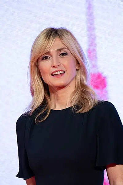 1972 julie gayet french actress 06 03