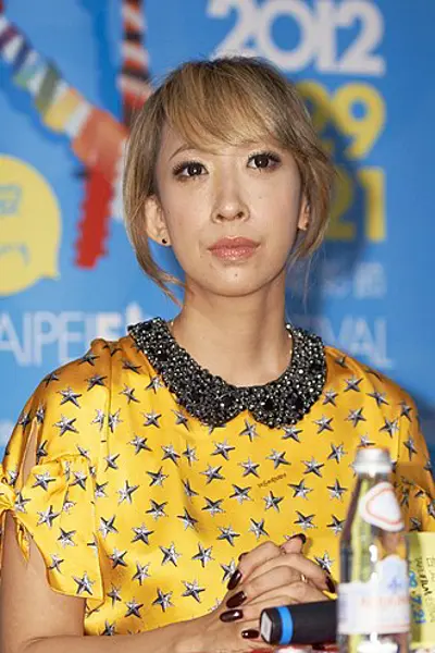 1972 mika ninagawa japanese photographer and director 10 18