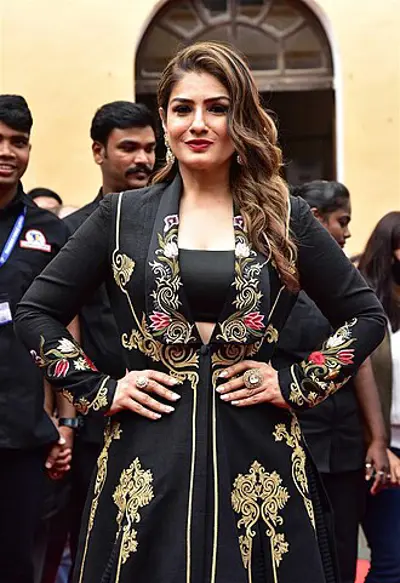 1972 raveena tandon indian actress producer and former model 10 26
