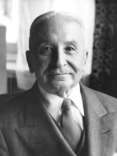 1973 ludwig von mises ukrainian american economist and sociologi 10 10