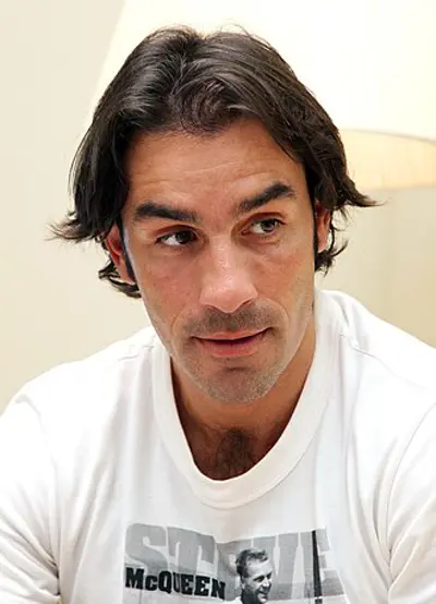 1973 robert pires french footballer 10 29