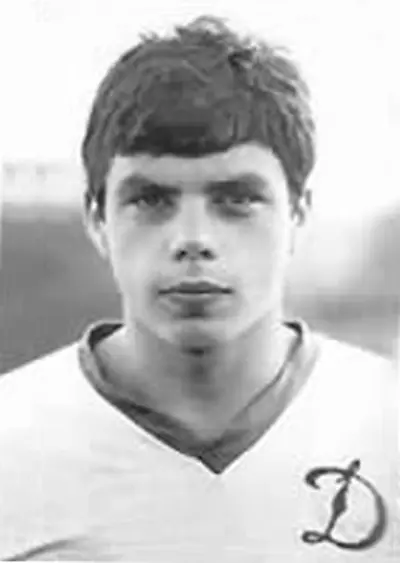 1974 anatoli kozhemyakin soviet footballer born 1953 10 13