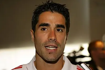 1975 juan pablo angel colombian footballer 10 24