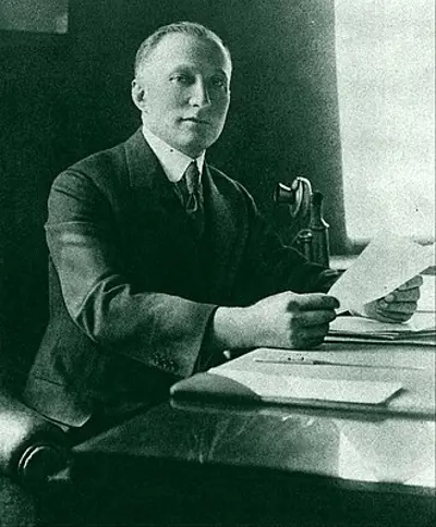 1976 adolph zukor american film producer co founded paramount p 06 10