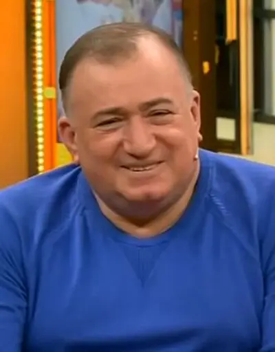 1976 armenian champion swimmer shavarsh karapetyan saves 20 peopl 09 16