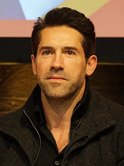 1976 scott adkins english actor and martial artist 06 17