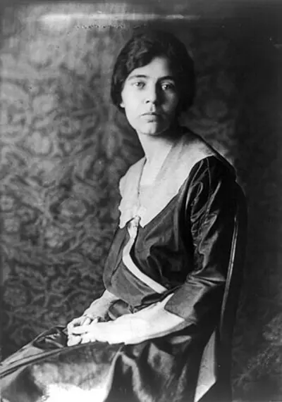 1977 alice paul american activist born 1885 07 09
