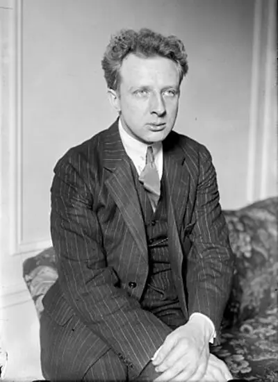 1977 leopold stokowski english conductor born 1882 09 13