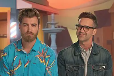 1977 rhett mclaughlin american youtuber 10 11