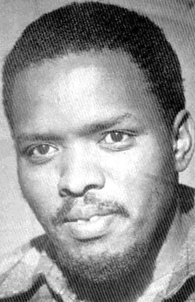 1977 steve biko south african activist born 1946 09 12