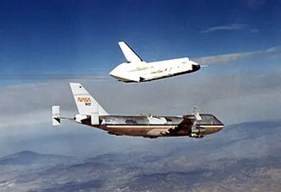 1977 the first free flight of the space shuttle enterprise