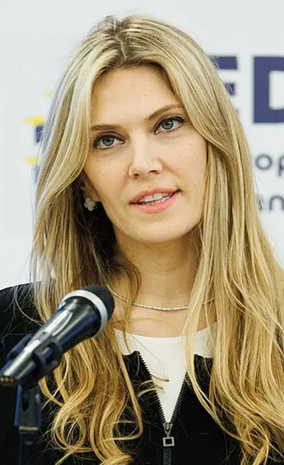 1978 eva kaili greek journalist and politician 10 26