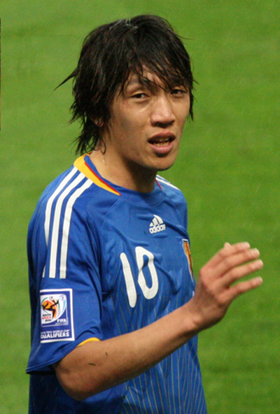 1978 shunsuke nakamura japanese footballer 06 24