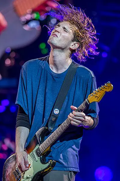 1979 josh klinghoffer american guitarist songwriter and produc 10 03